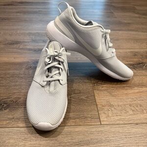 Nike Men’s Roshe G Spikeless Golf Shoes, Pure Platinum, size 12